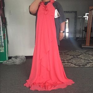 Cherry Pretty Maids Formal Dress Size 4